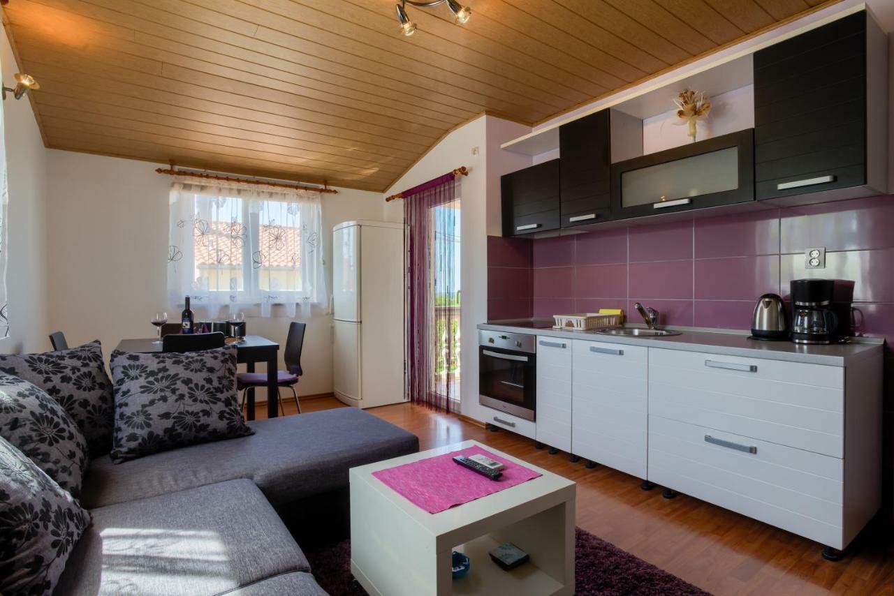 Apartment Monica Ližnjan Buitenkant foto